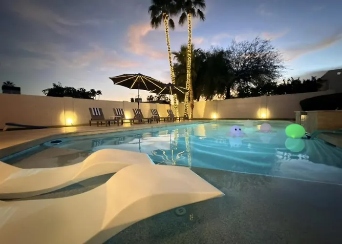R House Holiday home Scottsdale